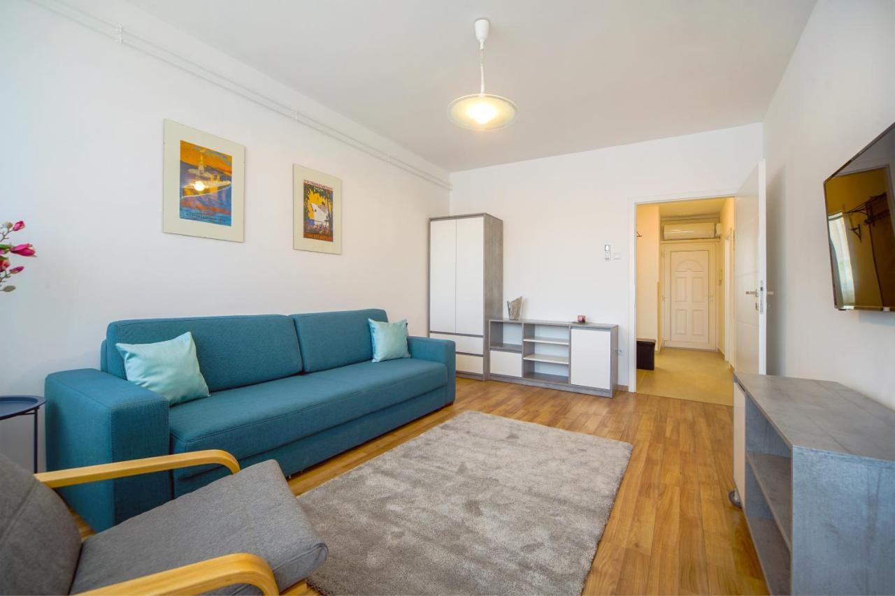 Illy Apartman Apartment Eger Bagian luar foto